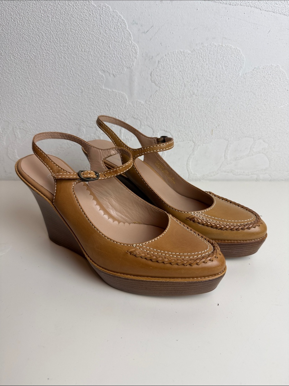 Cole Haan Camel Tan Leather Slingback Front Stitch Detail Platform Heels Size 7